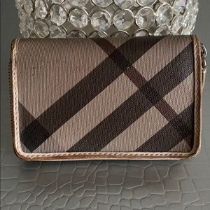 Burberry wallet